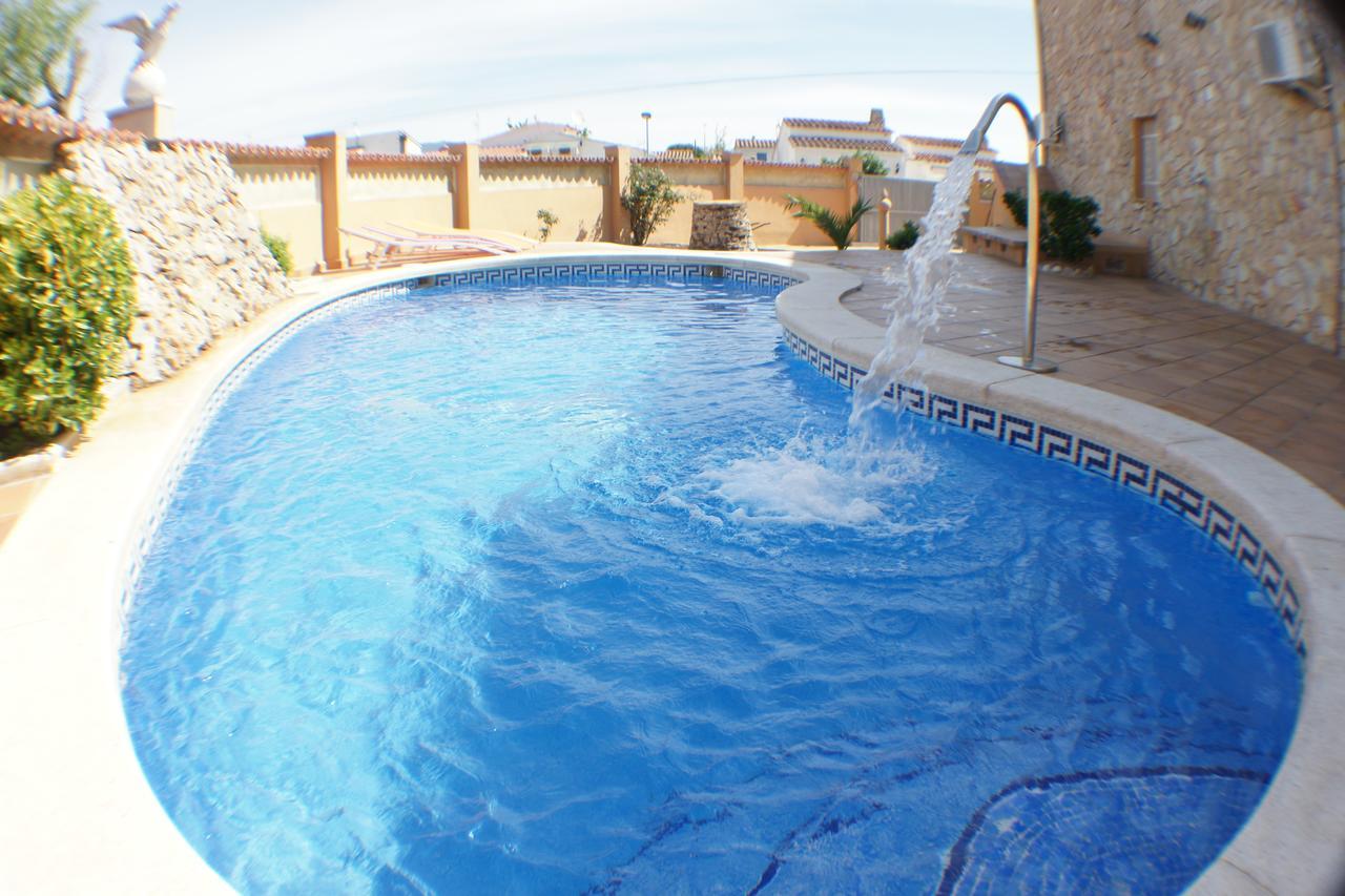 Goldhome - Carlit - Casa 9 Habitaciones, Piscina Privada, Sala De Juegos Эмпуриабрава Экстерьер фото