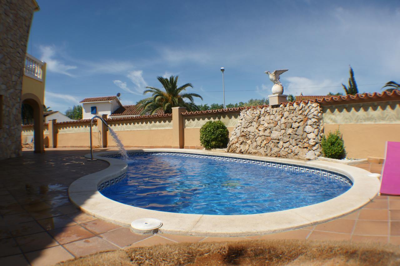 Goldhome - Carlit - Casa 9 Habitaciones, Piscina Privada, Sala De Juegos Эмпуриабрава Экстерьер фото